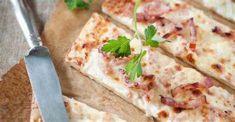 Recette de Petite tarte flambée ou Flammekueche alsacienne allégée