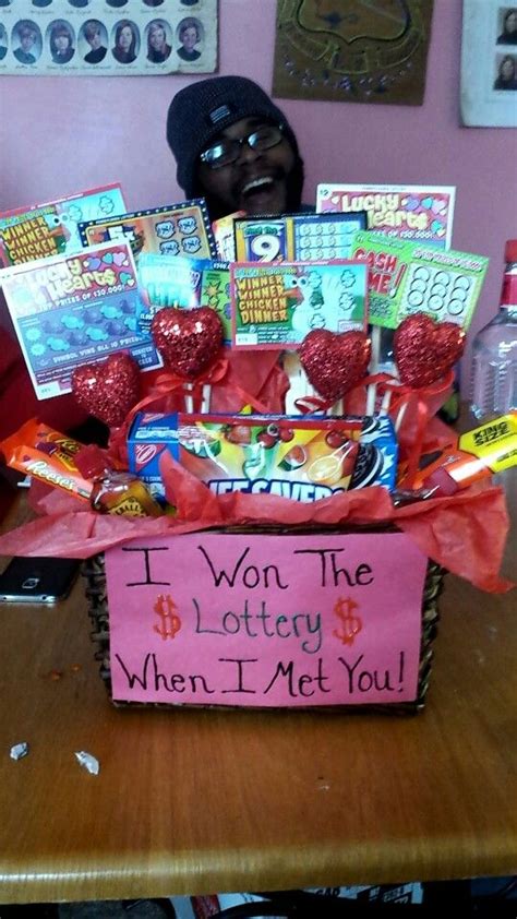 Valentines day gifts & present ideas for boyfriend. DIY Valentine's Day gift for him! | DIY | Pinterest | Gift ...