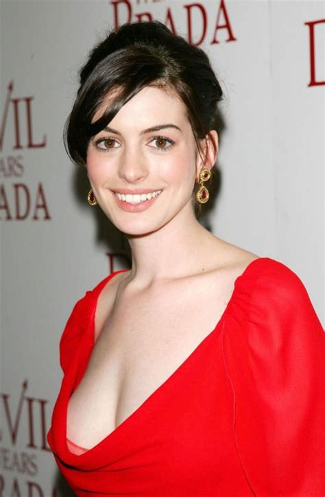 pin on anne hathaway