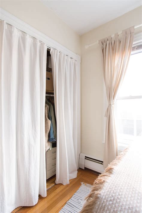 Maybe you would like to learn more about one of these? 20 Ideas for Organizing Your Bedroom Closet | Apartment ...
