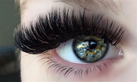 russian volume lash extensions everything you need to know