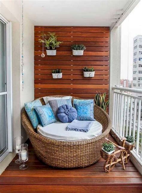 75 Beautiful Apartment Balcony Decorating Ideas On A Budget Page 33 Of 67