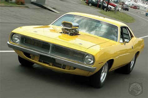 Barracuda ⭐ , russia, kaliningrad, zheleznodorozhnaya street, 41: Chrysler considering the revival of Barracuda muscle car ...