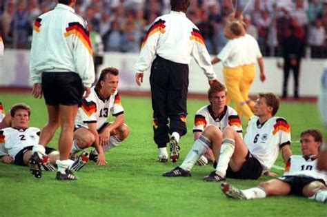 Im anschluss macht jorginho das finale für die squadra azzurra perfektfoto: Endspiel 1992: So verlor Deutschland das EM-Finale gegen ...