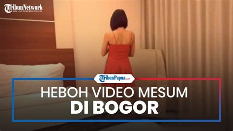 Heboh Video Mesum Di Bogor Direkam Saat Check In Hingga Beradegan Di Kamar Hotel Youtube