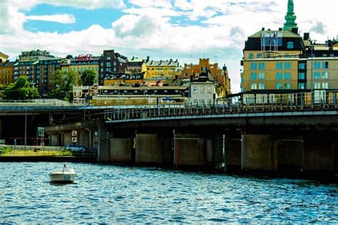 Svédország egyebek mellett a szociális szolgáltatásairól is híres, ami néha egészen meglepő dolgokban nyilvánul meg.… svédország és a nemek egyformasága. stockholm_svedorszag_13 - Világutazó