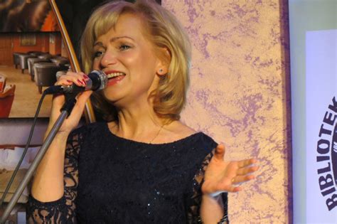 Katarzyna żak z domu matusiak (ur. Katarzyna Żak, aktorka i wokalistka, wystąpiła z recitalem ...