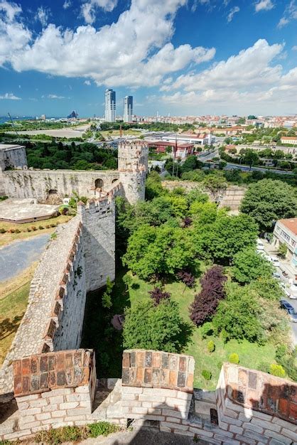 Premium Photo View Of Istanbul From Tower Of Yedikule Fortress
