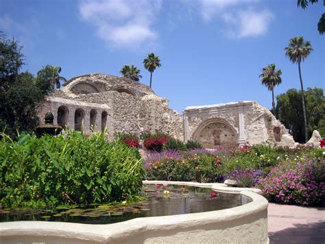 8 Historic Missions In Southern California