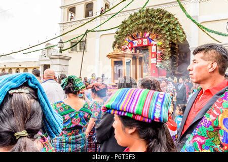 Parramos Guatemala Diciembre Los Ind Genas Maya Mujeres Vestidas Con El Traje