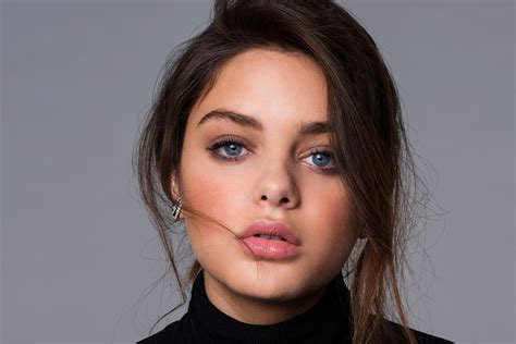 Odeya Rush Portrait 4k Hd Wallpaper