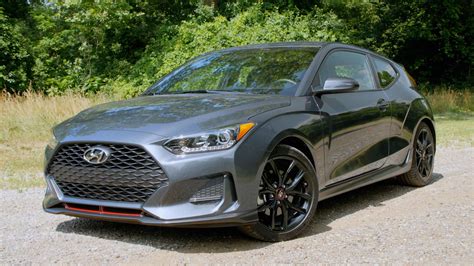 M/t 25 city/33 hwy/28 combined mpg, a/t 27 city/34 hwy/30 combined mpg. Hyundai Veloster Turbo R Spec - hagellacarter
