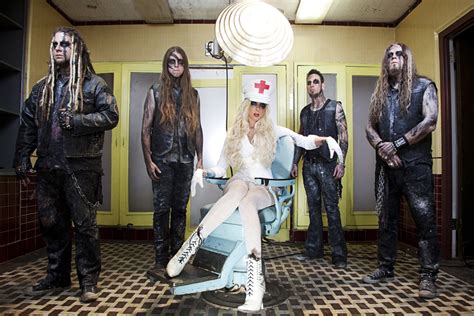 Qanda With In This Moments Maria Brink