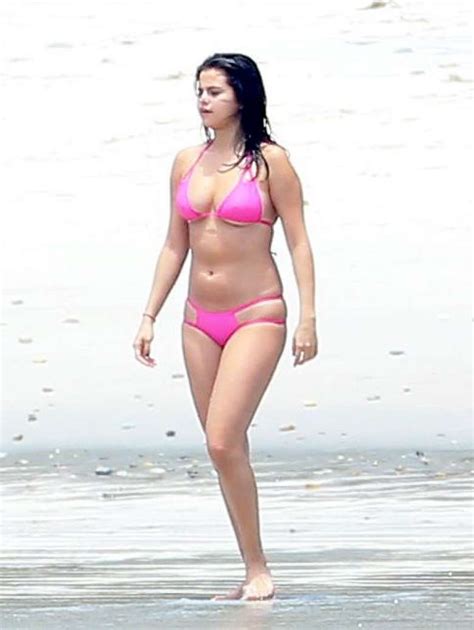 Selena Gomez Pink Bikini Candids In Mexico Gotceleb