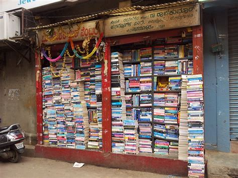 Sales Of Second Hand Books Pick Up Online Pratham Books