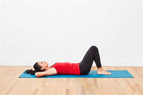 How To Do An Abdominal Crunch Techniques Benefits Variations
