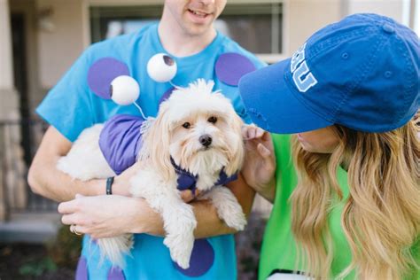 Cheap Diy Couples Costumes For You And Your Pet Everyday Ellis