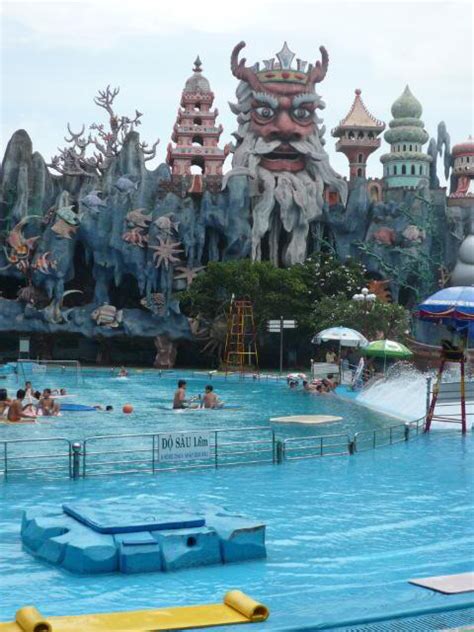 Top theme parks in okanagan valley, canada. Wonder Garden: Dai Nam Park - Buddhist Hell Theme Park in ...