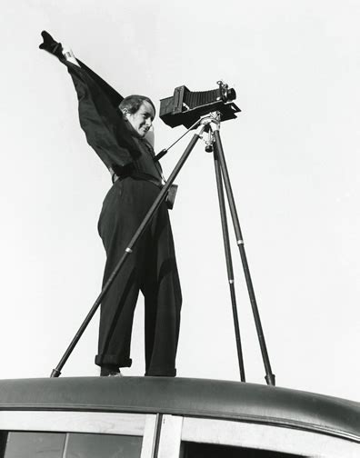 Elizabeth Avedon Journal Women Photographers With Their Cameras