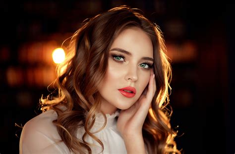 Girl Redhead Model Face Lipstick Woman Green Eyes Wallpaper