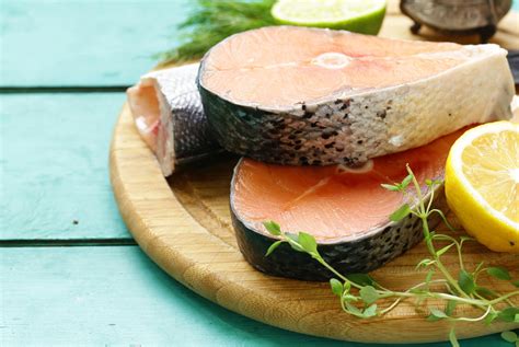 Dieta przy zakrzepicy – co można, a czego nie wolno jeść w zakrzepicy