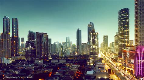 Jakarta Hotels and Travel Guide - Jakarta Travel Information