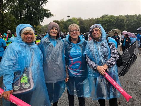 Spot Yourself In Pictures From The Memory Walk For The Alzheimer S Society Hull Live