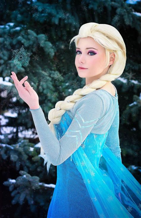 Elsa By Zaira555 On Deviantart Disney Princess Cosplay Elsa Cosplay Frozen Cosplay