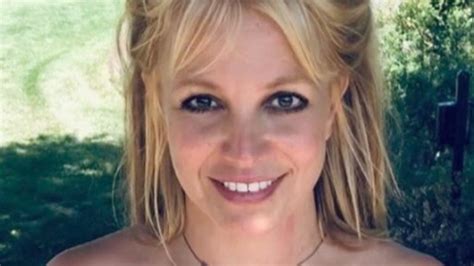Britney Spears Kids Set To Leave For Hawaii Without Seeing Her The