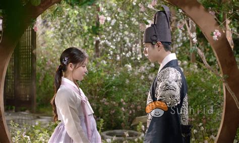 However, when he comes around, he can see ha yeon. Nonton Love In The Moonlight Sub Indo. Episode 1-18 - Sushi.id