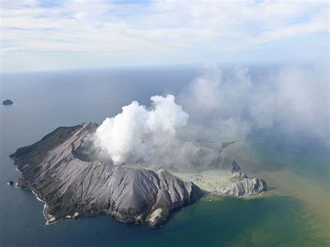 At Least 5 Dead After Volcano Erupts Off New Zealands Coast