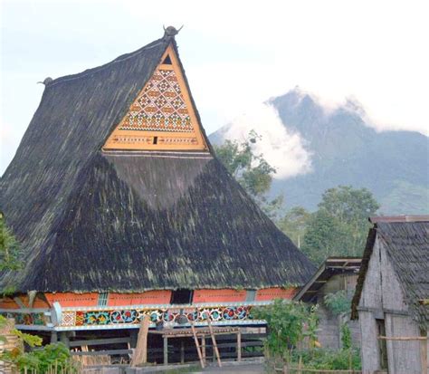 7 Rumah Adat Sumatera Utara Yang Punya Ciri Khas Unik Orami