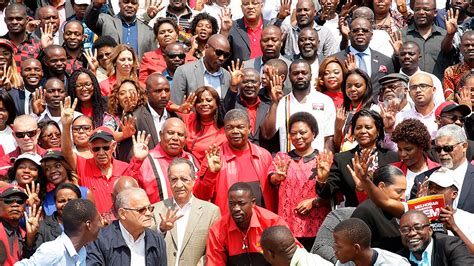 Angola “o Que Pretende O Mpla Ao Resgatar Políticos Influentes”