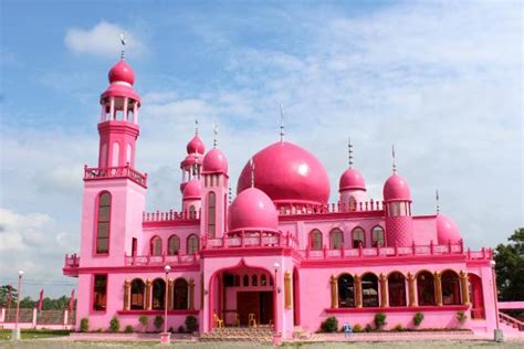 Masjid Dimaukom Pink Mosque Datu Saudi Ampatuan Tripadvisor