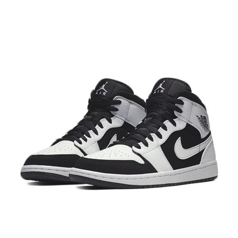 3 пары невидимых носков nike jordan everyday. Nike Air Jordan 1 Mid White/Black-White. Shop Nike Air Jordan