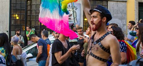 La xliii marcha lbgttti+ de este año tuvo a muchos en suspenso, pues con las restricciones sanitarias no se sabía si se podía hacer presencial o no. Lisbon Gay Pride 2021 Marcha do Orgulho LGBT fantastic fun ...