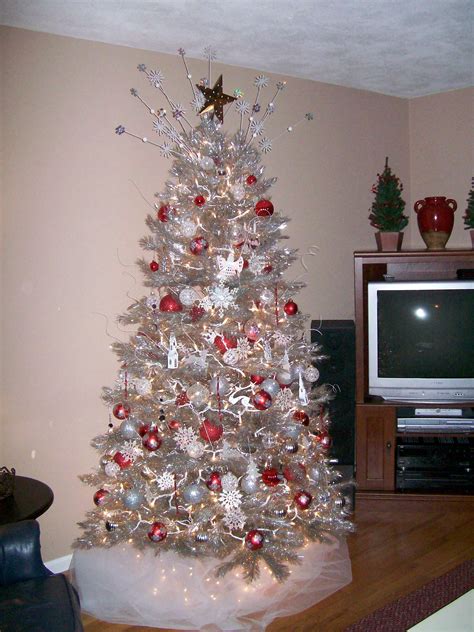 10 Red Silver Christmas Tree Decoomo