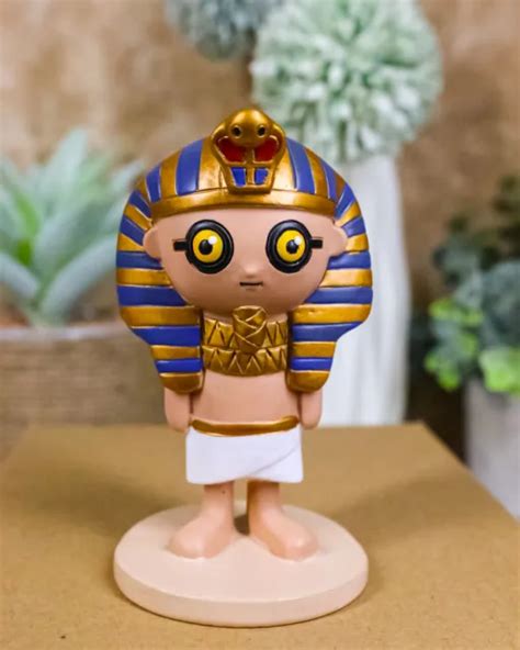 Ebros Miniature Weegyptians Egyptian Pharaoh King Tutankhamun Tut