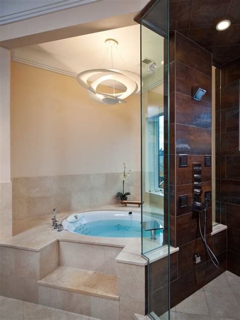 Loved the jacuzzi tub suite. Jacuzzi Tub | Houzz