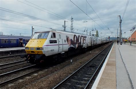 82231 Doncaster East Coast Class 82 Dvt No 82231 In 00 Flickr