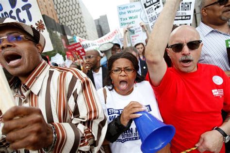 Hundreds In Detroit Protest Over Move To Shut Off Water The New York Times