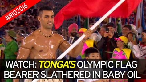 Topless Tonga Flag Bearer Pita Taufatofua Sends Fans Wild Walking Into Olympic Stadium Ceremony