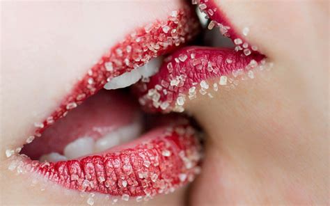 Women Lips Kissing Sugar Lesbian Hd Wallpaper Rare Gallery