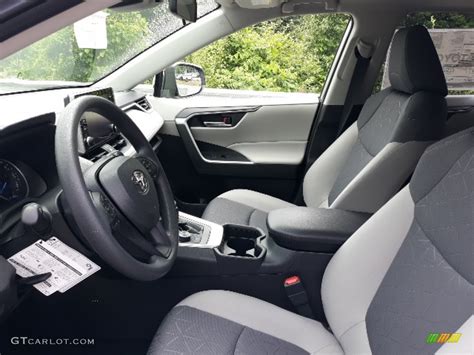 Light Gray Interior 2020 Toyota Rav4 Xle Awd Hybrid Photo 138429307