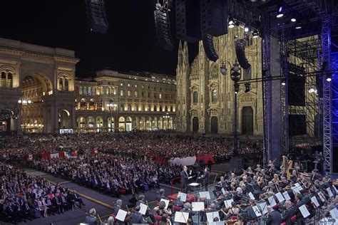 Concerto Per Milano La Scala In Piazza Duomo Io Donna