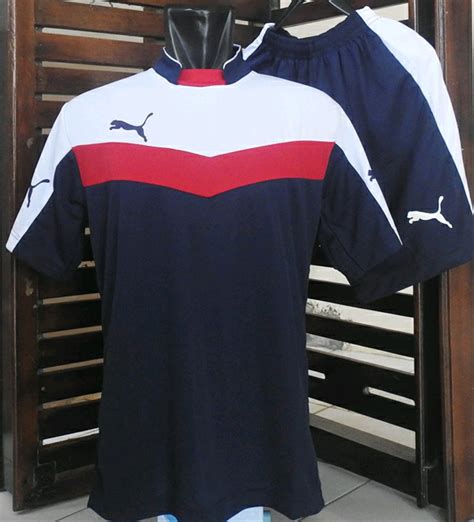Cara membuat desain jersey sepak bola menggunakan coreldraw x7 dilengkapi menggambar mockup kaos. Jual Jersey Puma Setelan Futsal Kaos Olahraga Baju Bola ...