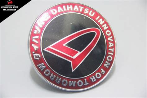 Emblem Logo Grille Daihatsu Innovation Red Finish Design Lazada