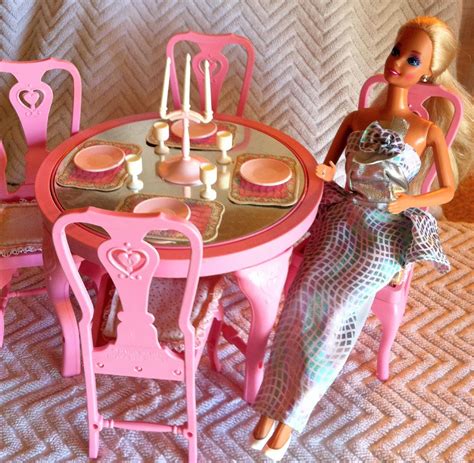 Vintage Barbies 1987 Dinning Room Set Part Of Her Sweet Roses