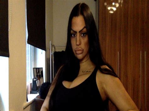 Domenikaslav Black Haired Milf Webcam