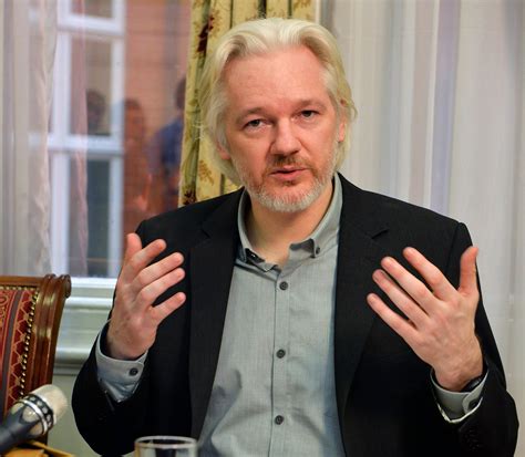 Julian Assange Joy World News